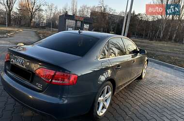 Седан Audi A4 2010 в Кривом Роге