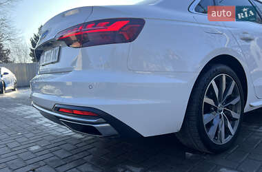 Седан Audi A4 2020 в 