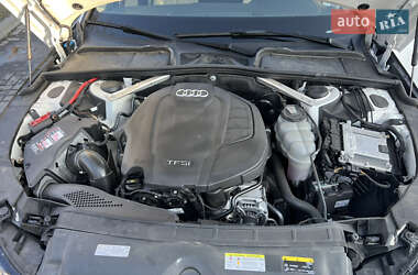 Седан Audi A4 2020 в 