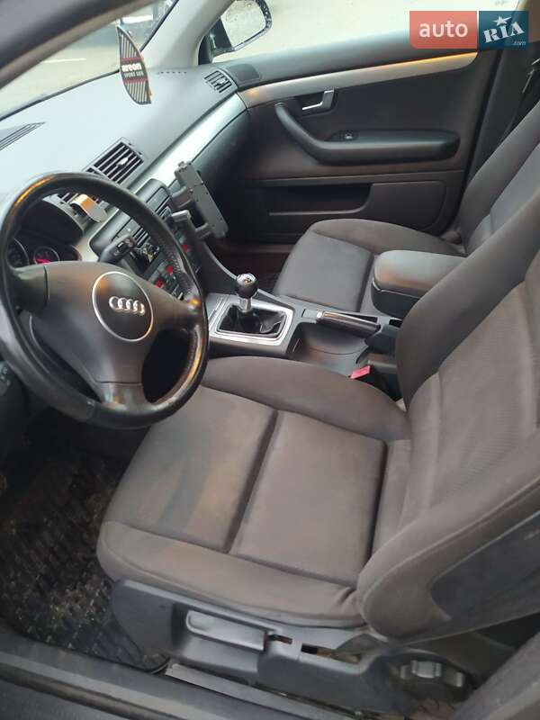 Универсал Audi A4 2001 в Ирпене