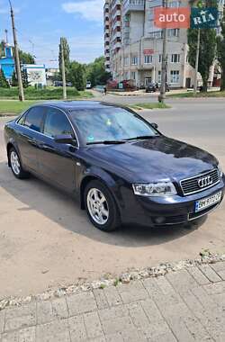 Седан Audi A4 2002 в 