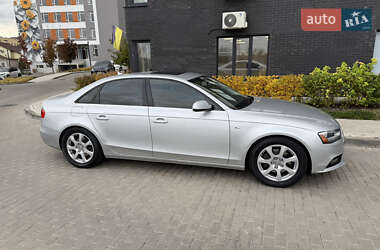 Седан Audi A4 2012 в 
