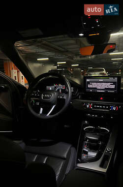 Седан Audi A4 2022 в Києві