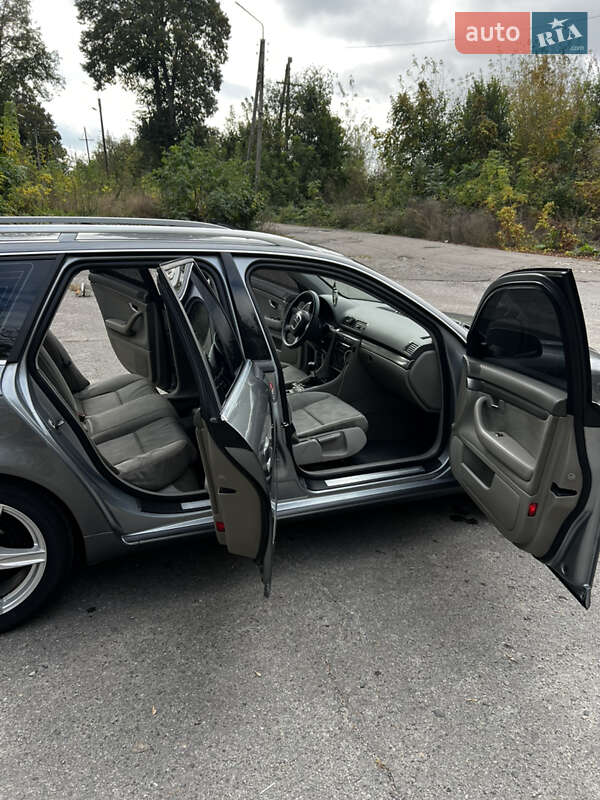 Універсал Audi A4 2004 в Жашківу