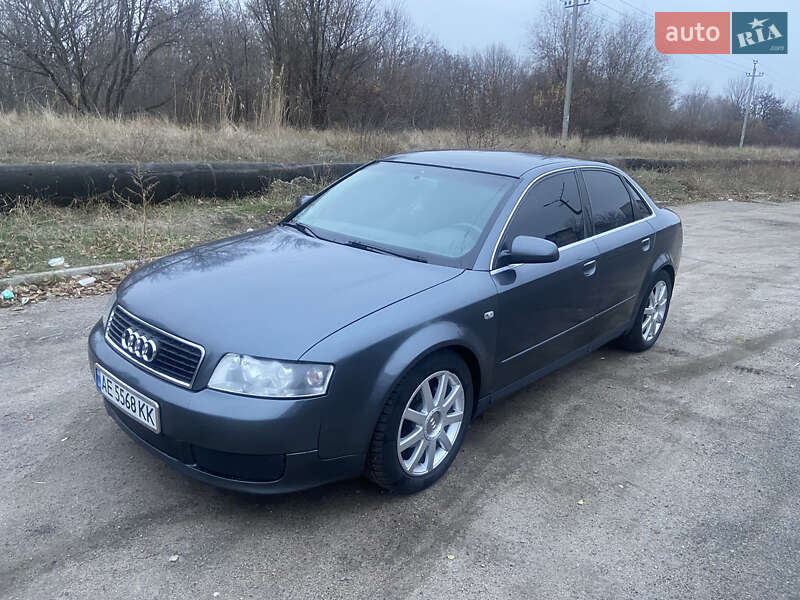 Седан Audi A4 2001 в Жовтих Водах