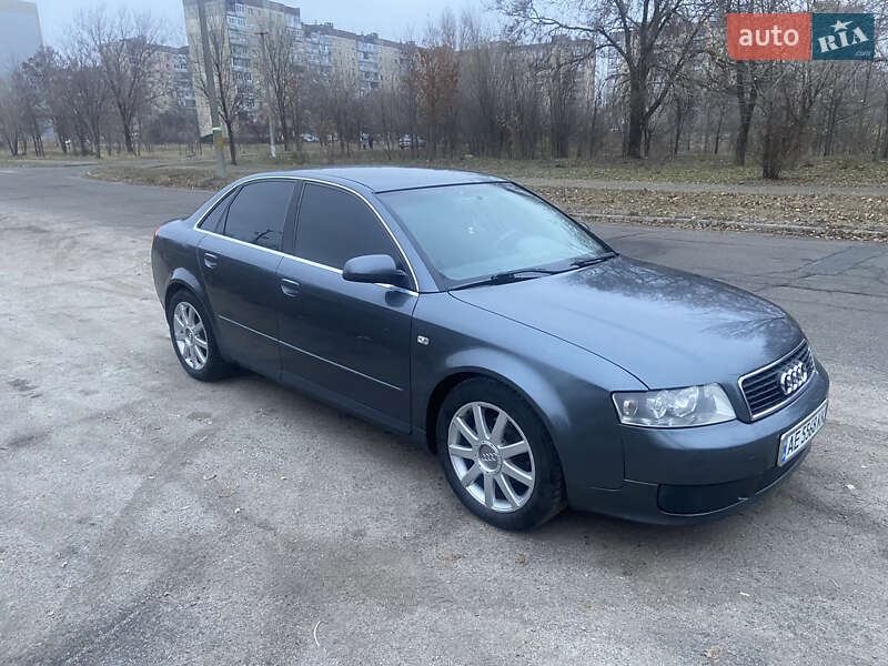 Седан Audi A4 2001 в Желтых Водах