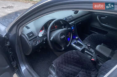 Седан Audi A4 2001 в Жовтих Водах