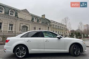 Седан Audi A4 2019 в Киеве