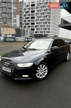 Седан Audi A4 2012 в Києві