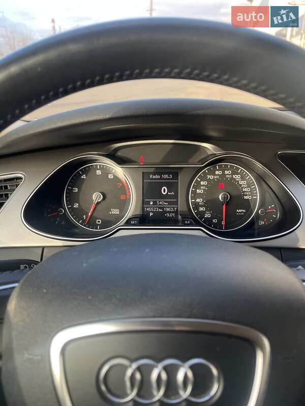 Седан Audi A4 2014 в Білгороді-Дністровському