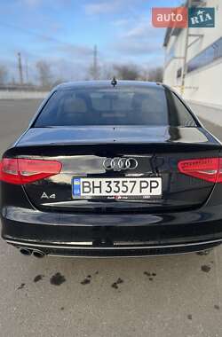 Седан Audi A4 2014 в 