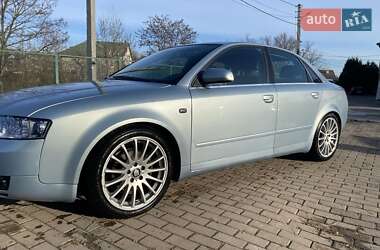 Седан Audi A4 2000 в Чернівцях