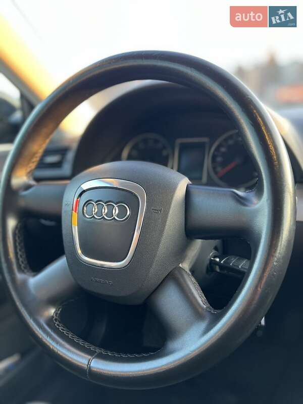 Универсал Audi A4 2005 в Львове