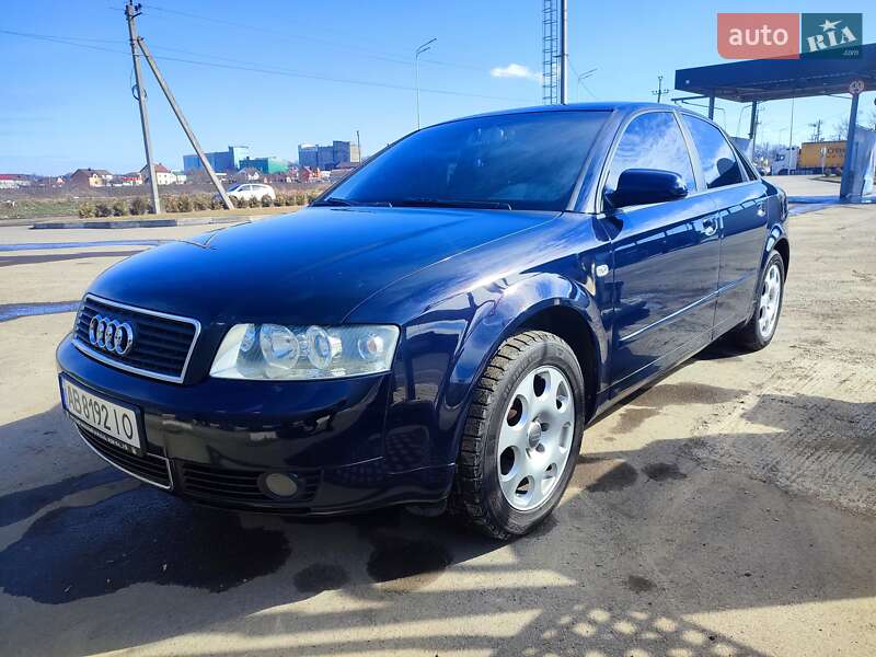 Седан Audi A4 2003 в Виннице