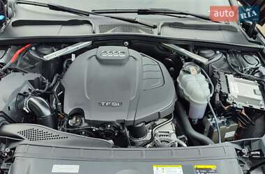 Седан Audi A4 2020 в 