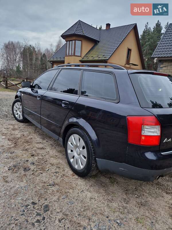 Універсал Audi A4 2001 в Володимирці
