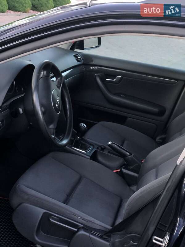 Універсал Audi A4 2001 в Володимирці