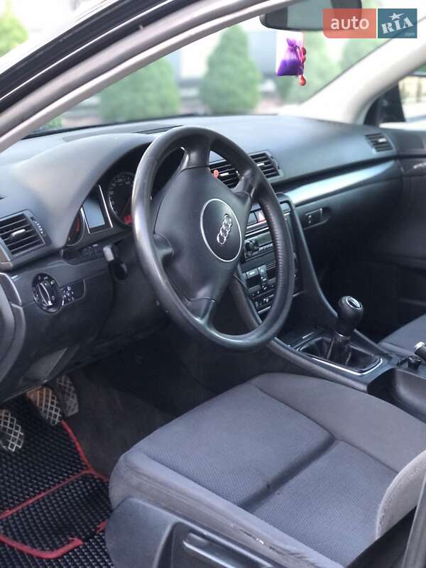 Універсал Audi A4 2001 в Володимирці