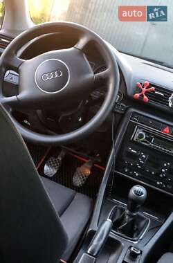 Універсал Audi A4 2001 в Володимирці