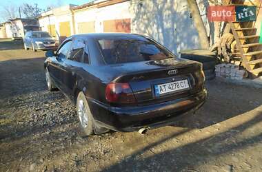 Седан Audi A4 1995 в 