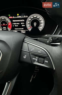 Седан Audi A4 2020 в 