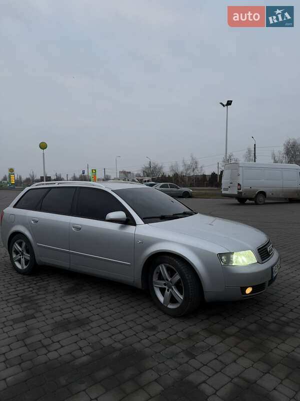 Универсал Audi A4 2004 в Киеве
