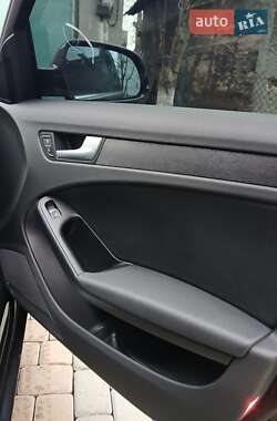 Седан Audi A4 2012 в 