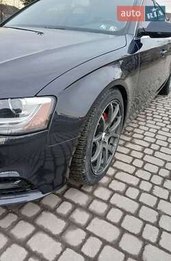 Седан Audi A4 2012 в 