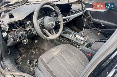 Седан Audi A4 2023 в 