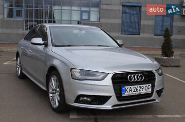 Седан Audi A4 2013 в Києві