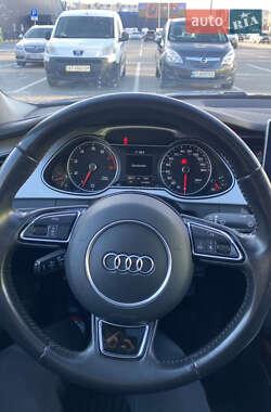Седан Audi A4 2015 в 