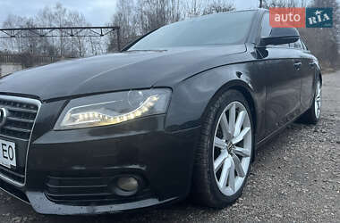 Седан Audi A4 2008 в Мені