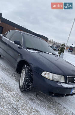 Седан Audi A4 1997 в Хмельницком