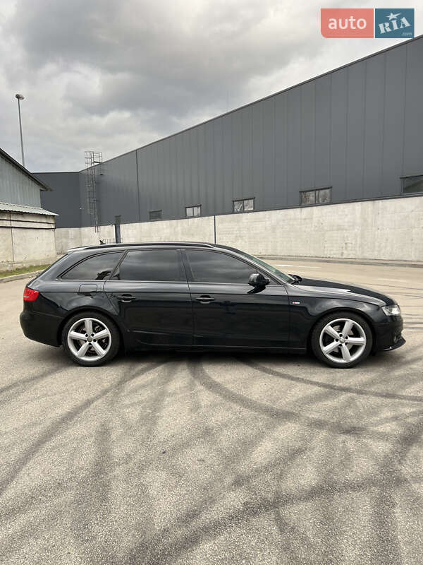 Универсал Audi A4 2010 в Киеве