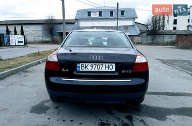 Седан Audi A4 2001 в Рівному