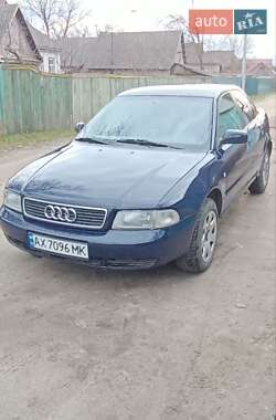 Седан Audi A4 1996 в Черкасах