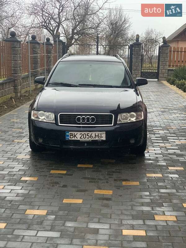 Универсал Audi A4 2002 в Луцке