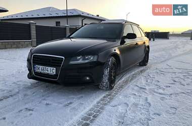 Универсал Audi A4 2010 в Вараше