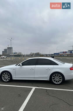 Седан Audi A4 2013 в Києві