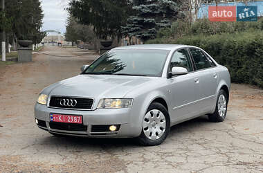 Седан Audi A4 2004 в Христиновке