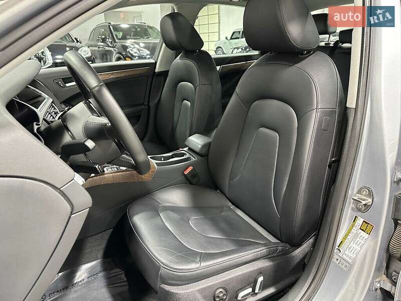 Седан Audi A4 2015 в Львове