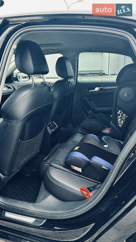 Седан Audi A4 2013 в Киеве