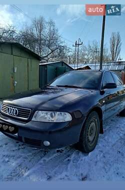 Седан Audi A4 1999 в Василькове