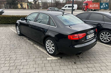 Седан Audi A4 2012 в Львові