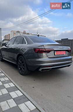 Седан Audi A4 2022 в Києві