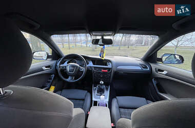 Седан Audi A4 2010 в 