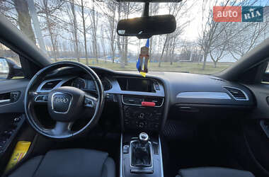 Седан Audi A4 2010 в 