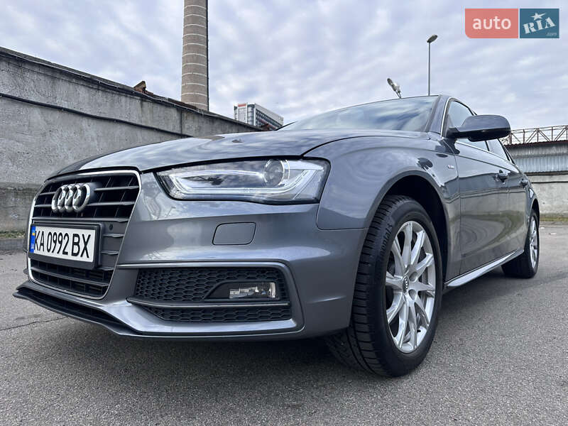 Седан Audi A4 2014 в Киеве