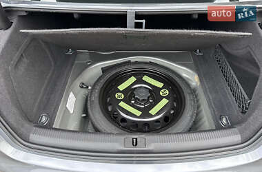 Седан Audi A4 2014 в 