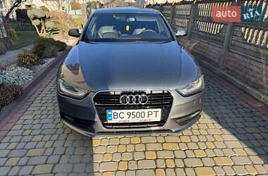 Седан Audi A4 2012 в Львові